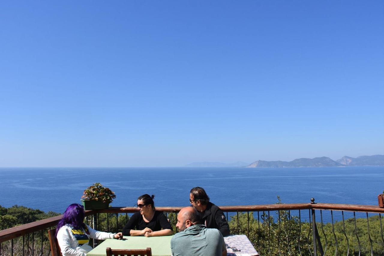 Casa Roja Apartment Cedit Екстериор снимка