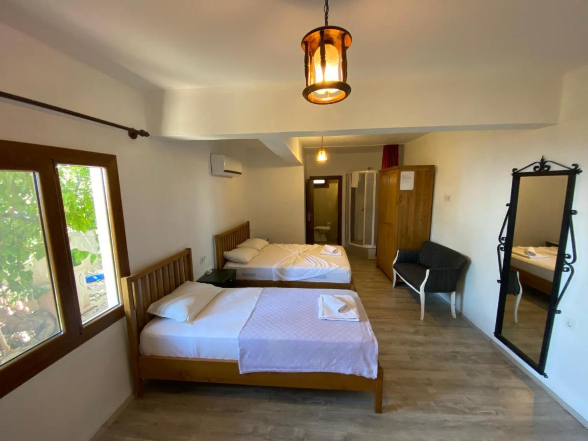 Casa Roja Apartment Cedit Екстериор снимка